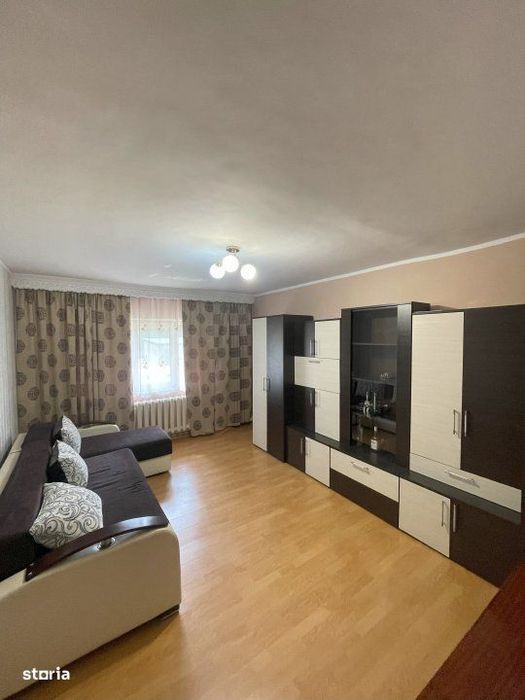 Apartament de vanzare, cu 3 camere decomandat, 68 mp, parter, zona Pas — fotografia 1