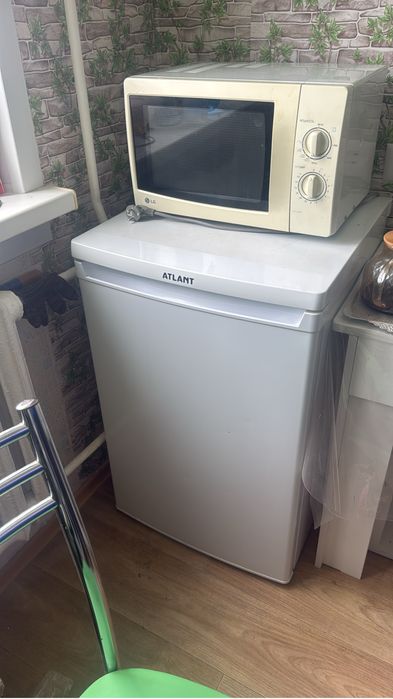 Холодильник маленький