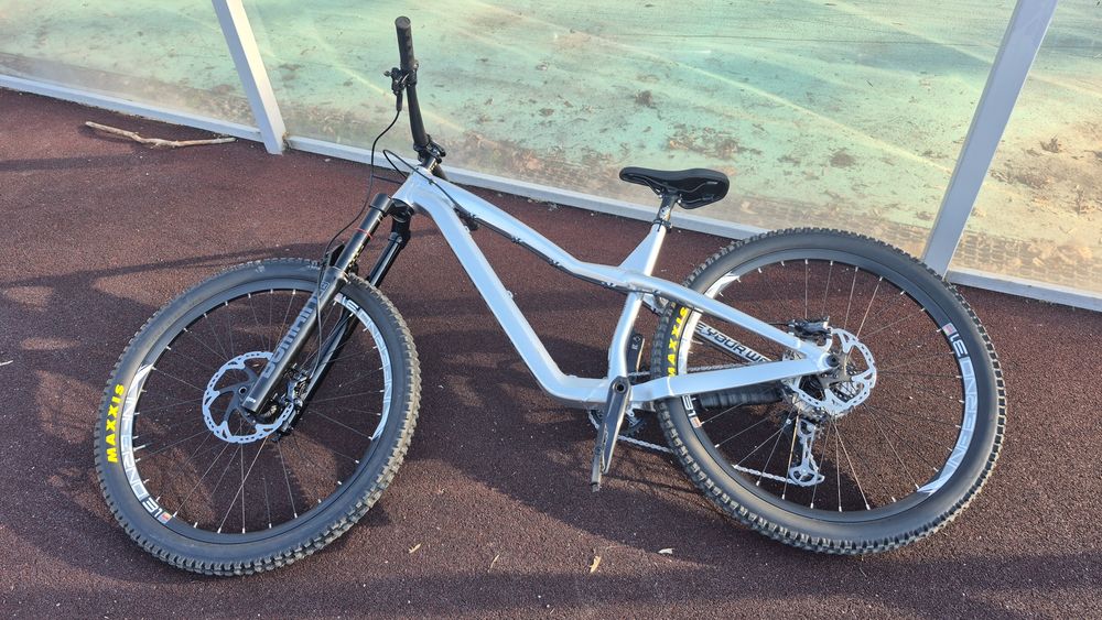 Продам Dartmoor hornet pro