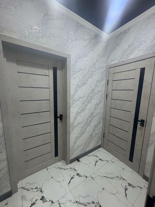 Поклейка обой любой сложности звоните