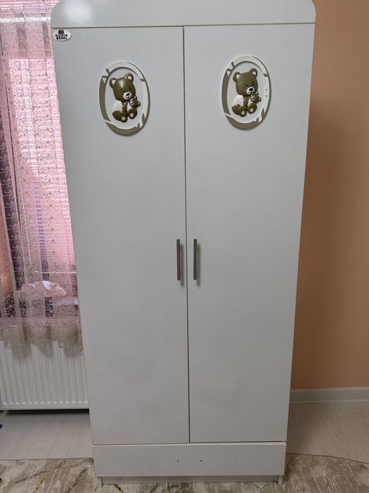 Bolalar shkafi. Bizilmagan yangi