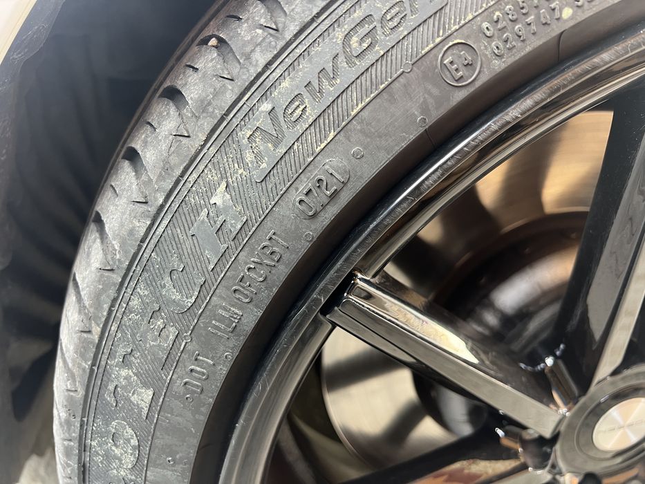 Cauciucuri anvelope 225 45 r19 si 255 40 r19