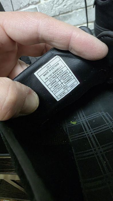 Оригинальные кроссы Lyle Scott