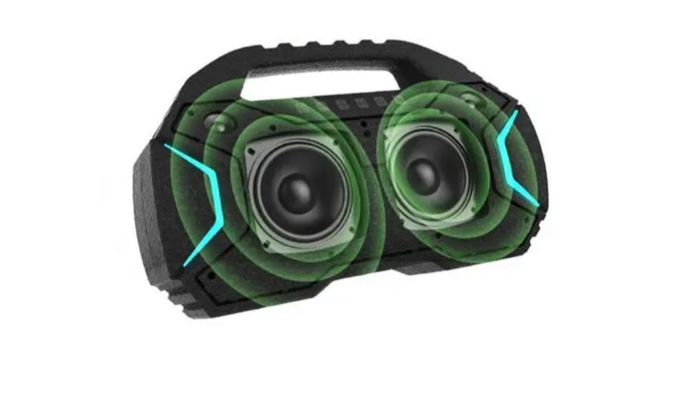 Продам портативную колонку