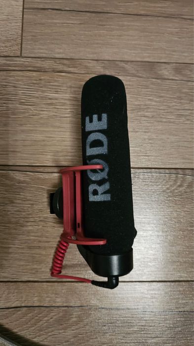 Накамерный микрофон Rode