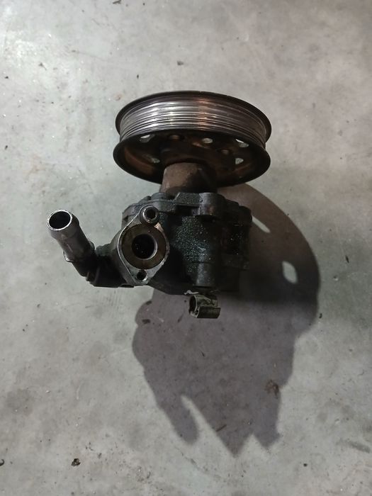 Pompa servo Audi Q5 8R din 2010 8r0145155s