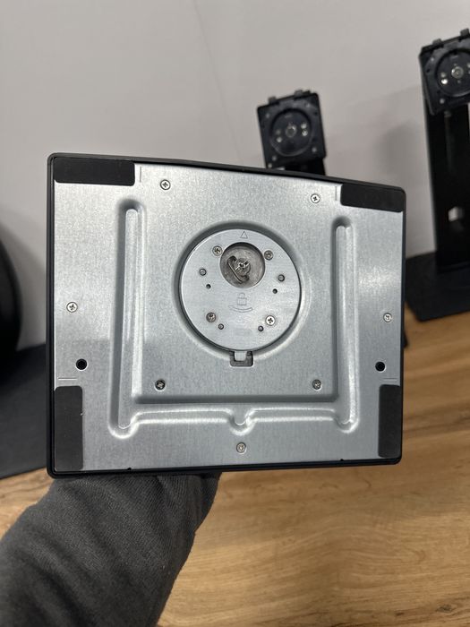 кронштейн для монитора