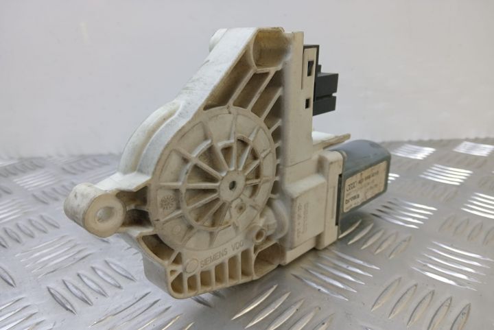 Motoras macara  stanga fata 4F0959801B Audi A6 4F/C6