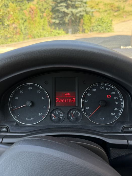 Volkswagen Golf 5, 1.4 Benzină, 2004, 75 CP