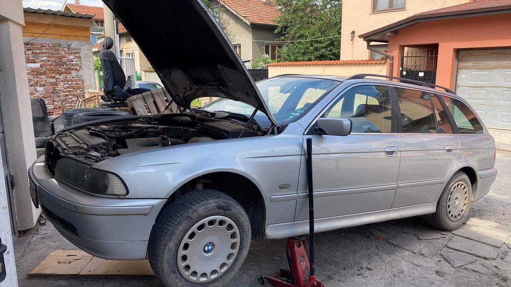 BMW 520I  продава се само на части
