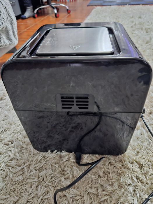 Fripteuza cu aer cald tefal