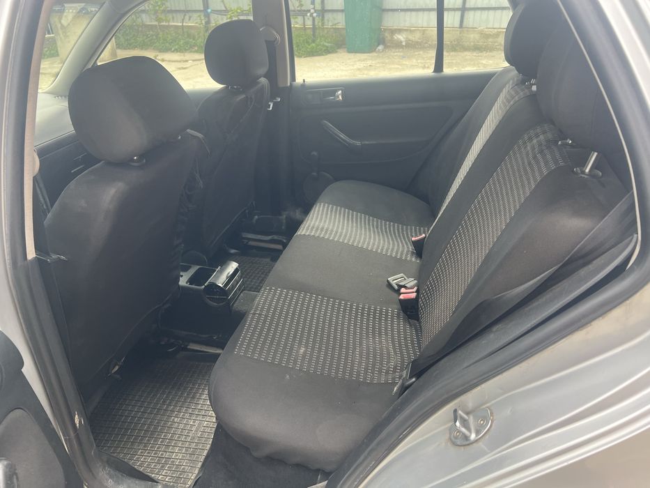 Golf 4 1.4 Benzina 2001