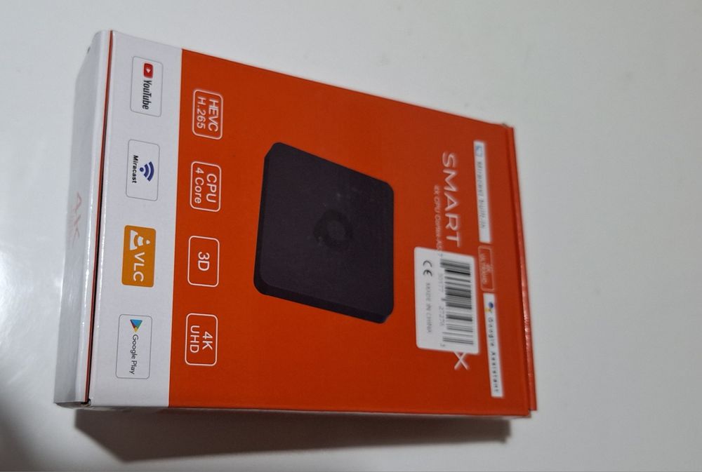 Продавам чисто нова TV BOX.