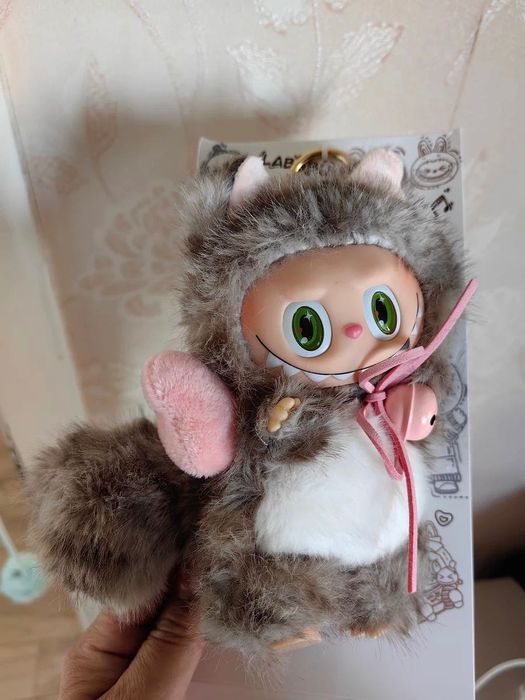 Labubu на заказ, вот например такой необычный Котик-Лабубу