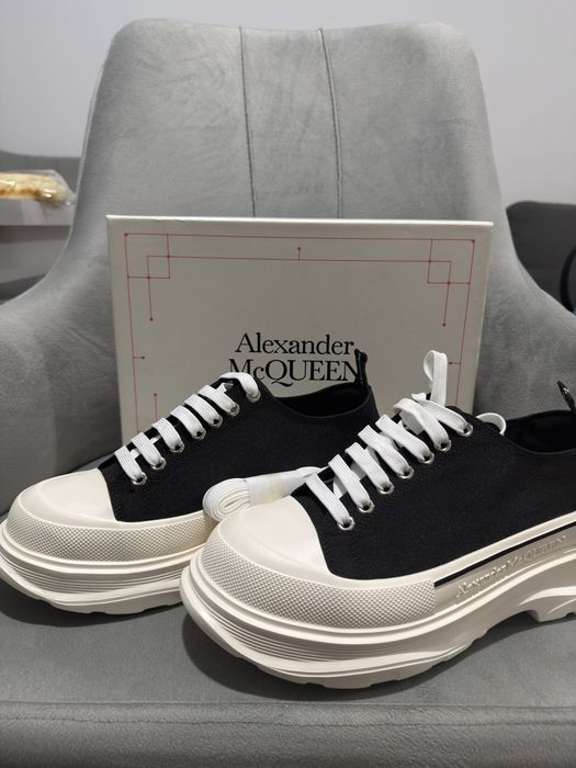 Alexander mqueen slick black