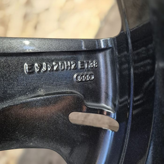 Jante R 20 5x112 Q8 E -tron, Q7, Q5,A6,A8 255 50 20 impecabile