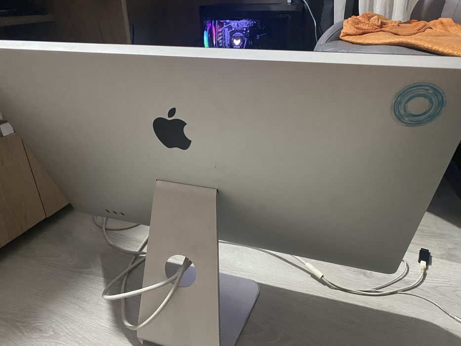Monitor Apple LED Cinema Display 27" | Rezoluție 2K | Defect Cablu