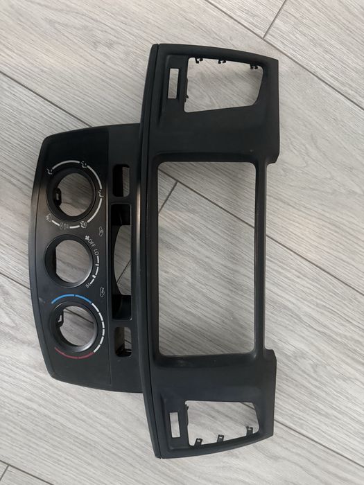 Декоративная панель Hilux 7 /Fortuner