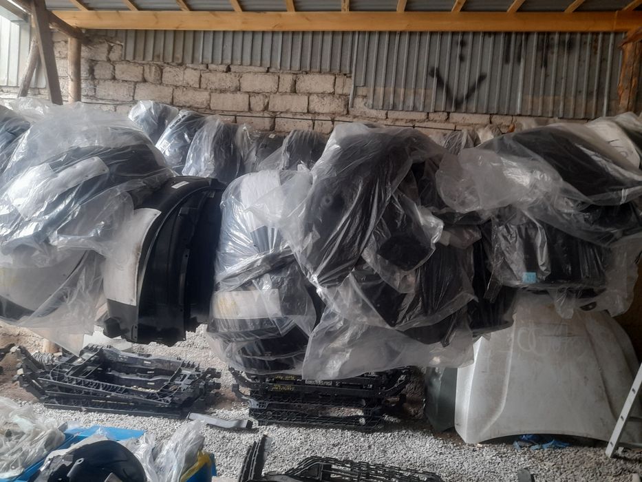 Оригинал запчасть крыло