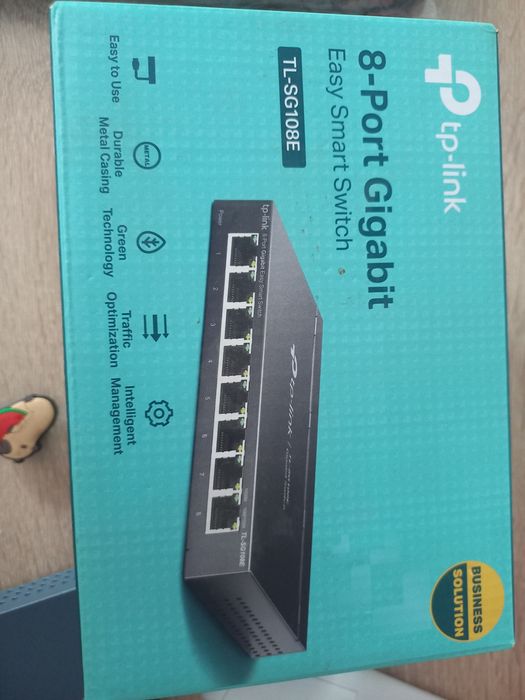 Свитч 8 портовый TP link TL-SG108E