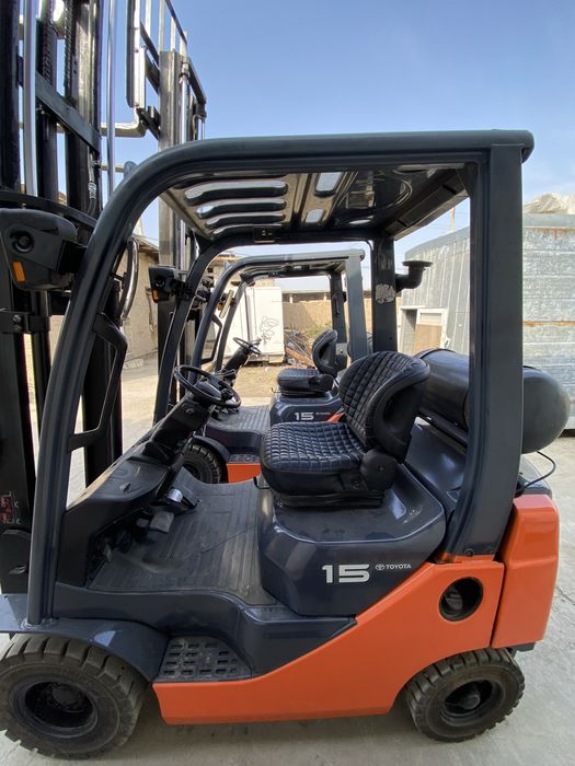 Погрузчик кара тойота 1,5 тонна