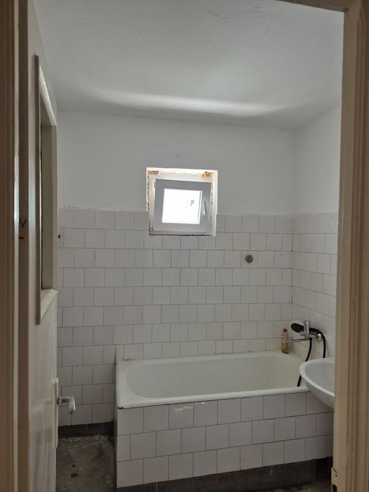 Vand apartament 3 camere, 75 m2, lângă Iulius Mall!!, etaj 4/8