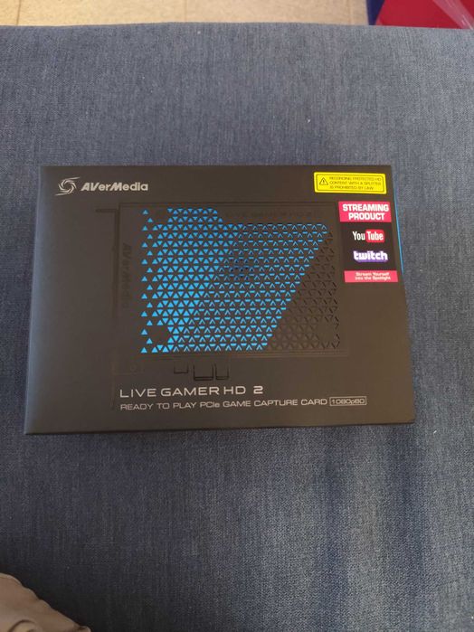 Видео карта кепчър за стриим Avermedia