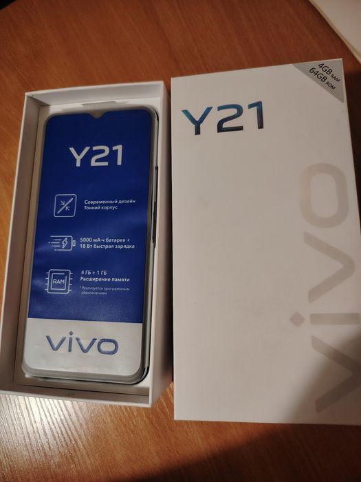 Продам смартфон Vivo Y21