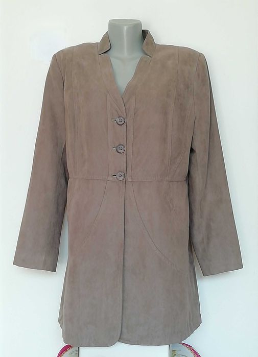 Дамско бежово яке/манто