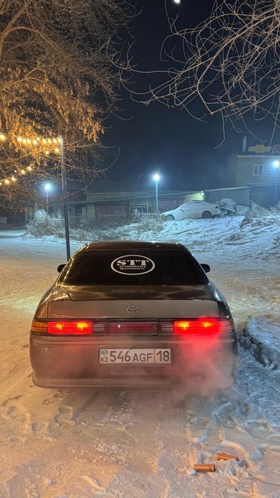 Продам машину тоиоту марк 2