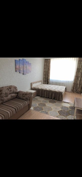 По часам квартира на Сауран