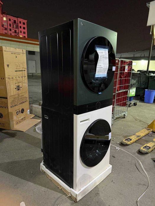 Стиральная машина с сушкой 18/16 кг LG WashTower W1S1CVKK2HM