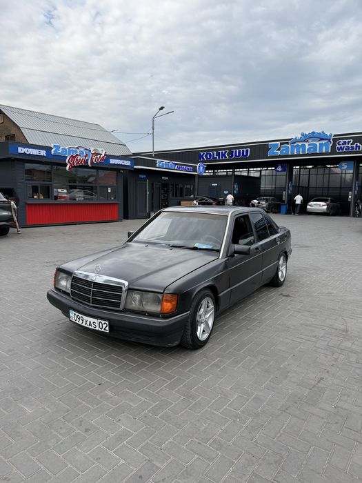Mercedes Benz 190