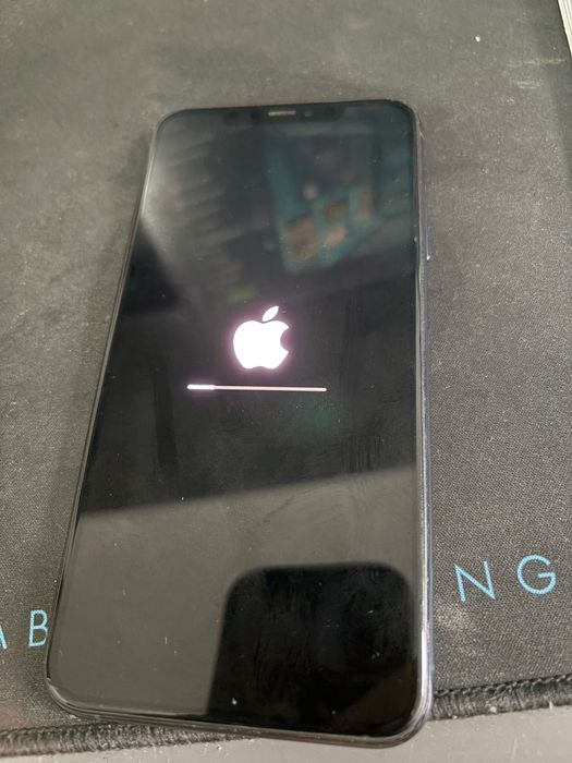IPHONE 11 PRO MAX 64gb baterie schimbata in aprilie