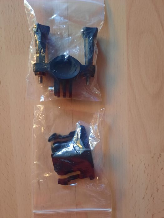 Monturi pentru cameră