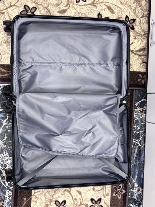 Topmove куфар с колелца