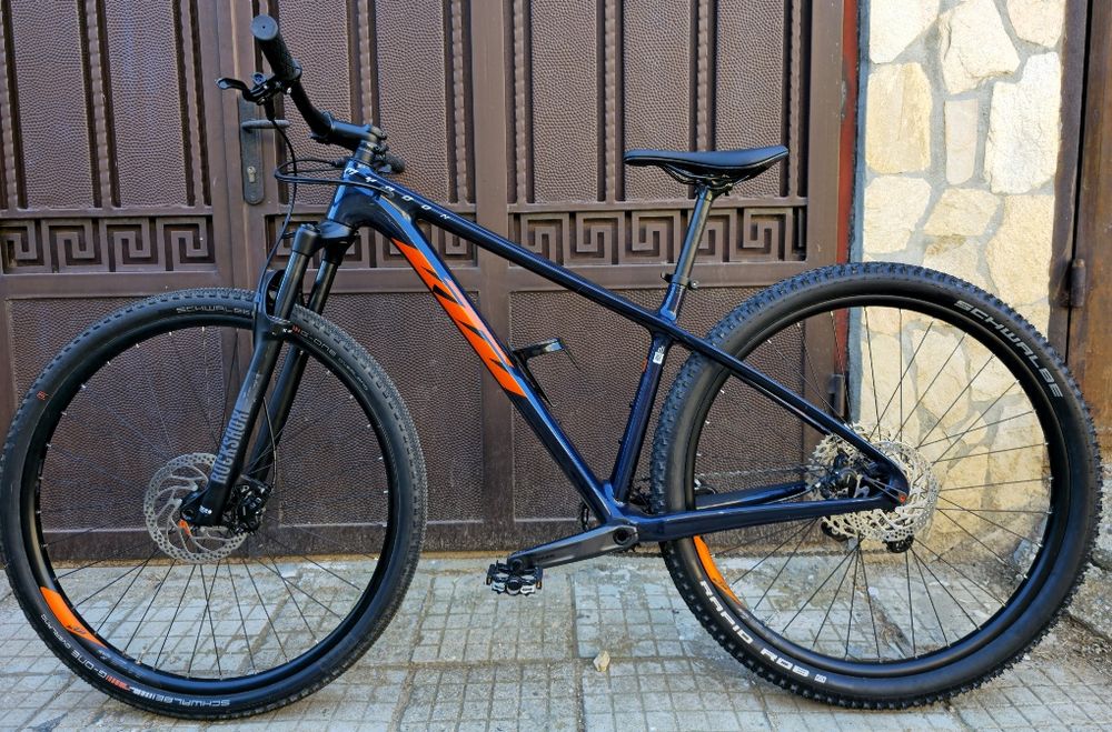 Карбонов KTM Myroon Pro 29 цола М размер 1х12 Shimano Deore Въздушна вилка Rockshox Перфектно състояние проходни оси
