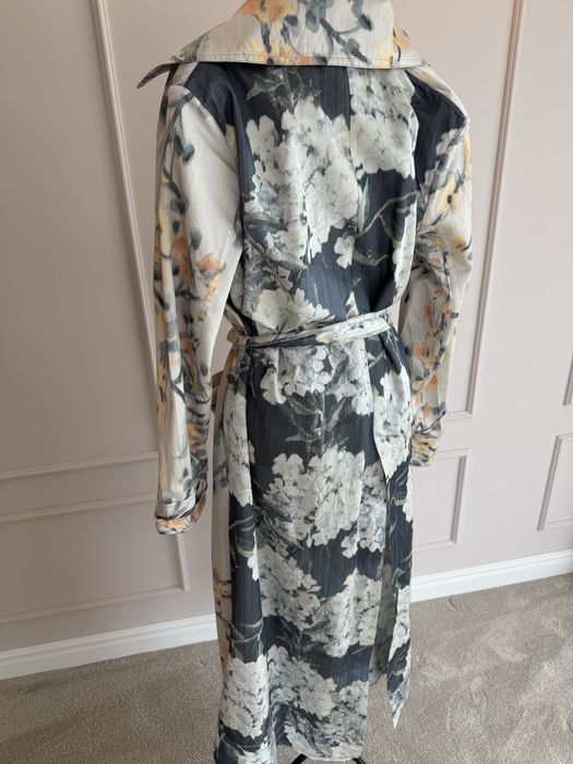 Тренчкот Zara, различни видове