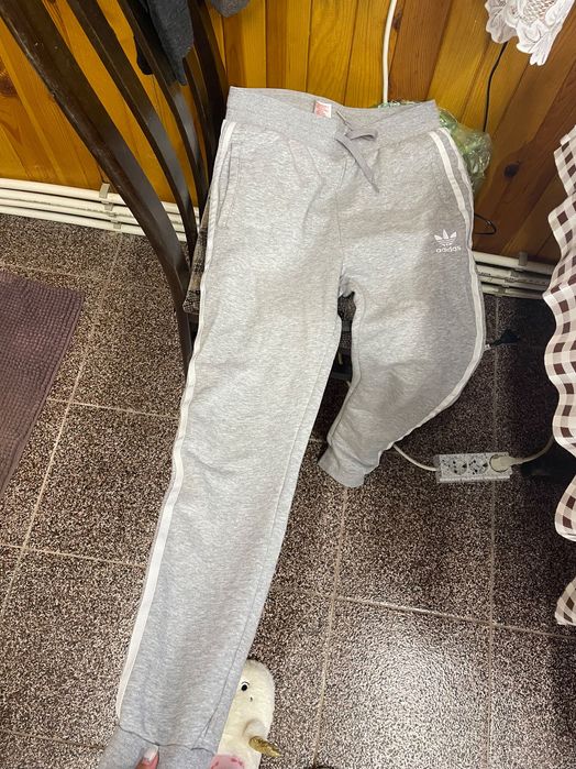 Дамски анцунг Адидас