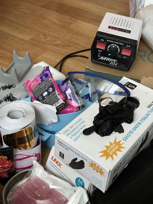 Маникюрные принодоежности