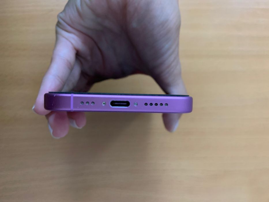 Продам iphone 16 pink