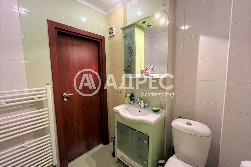 Продава се Двустаен апартамент в Разград, Център - 63 кв.м за 1692 €/кв.м - Снимка #5