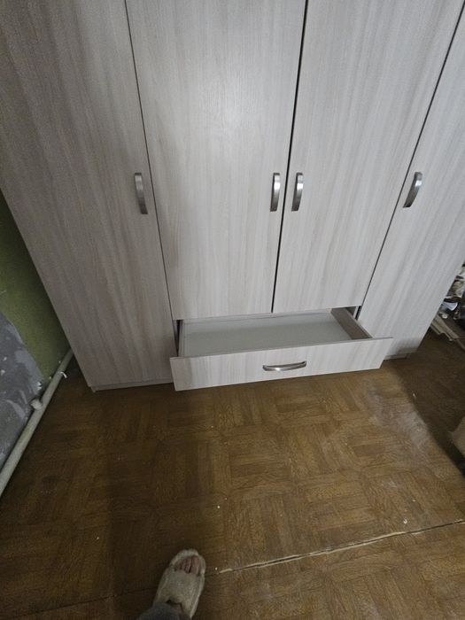 Продам Шкаф для одежды