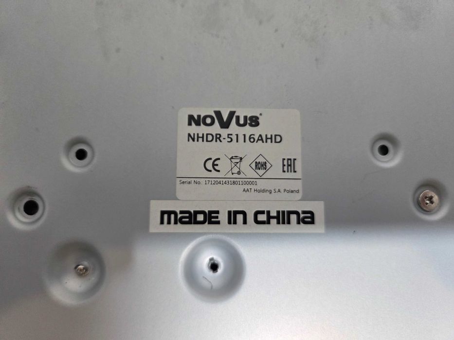 DVR/NVR hibrid 16ch AHD + 24 IP 4TB Novus NHDR-5116AHD