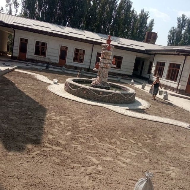 Gazon ekamiz urugʻini sepamiz