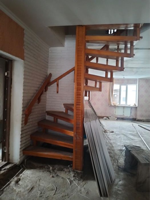 Продам Лестницу