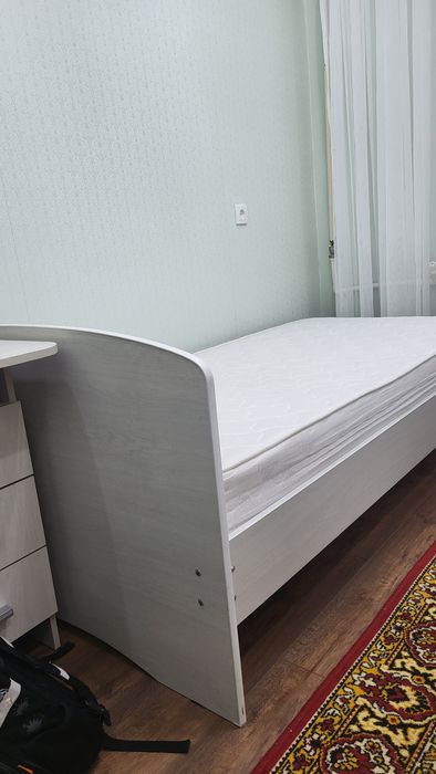 Продаётся кровать в хорошем состоянии