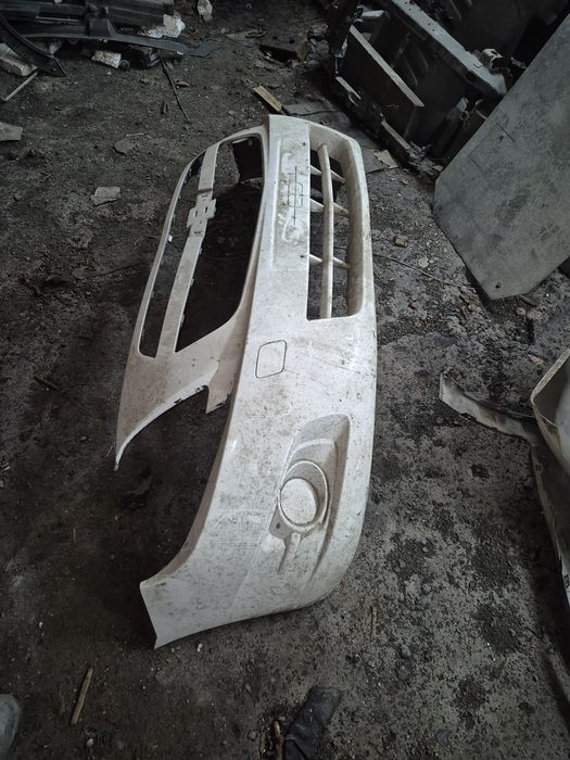 Бампера на шевроле кобальт  20000