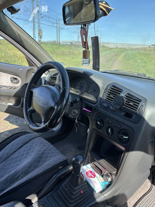 Mitsubishi galant 1995 2 литра