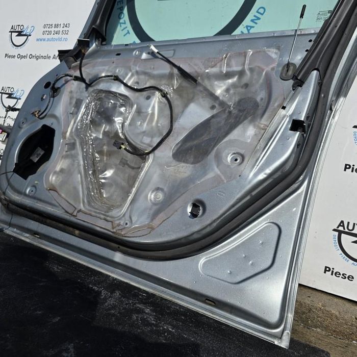 Portiera usa Z179 dreapta fata Opel Astra J Facelift